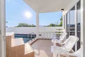 Prime Location  Pool View BBQ V274