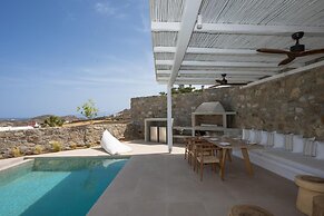 Sunrise Villa Sea View Private Pools