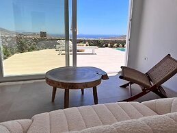 Sunrise Villa Sea View Private Pools