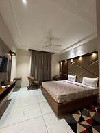 Ranveer Hotel and Restaurant