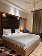 Ranveer Hotel and Restaurant