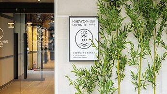 Daejeon Yuseong Nakwon Onsen Hotel