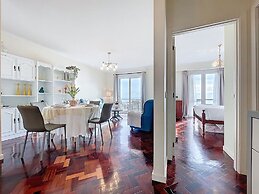 Forum Delights Apartment by Atlantic Holiday