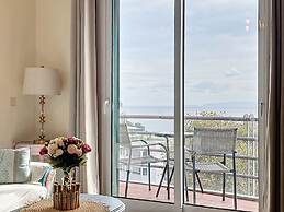 Forum Delights Apartment by Atlantic Holiday