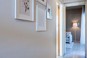Calina - 3-BR Apt & Pool in Mackenzie