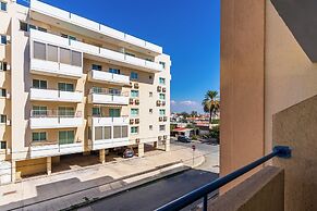 Calina - 3-BR Apt & Pool in Mackenzie