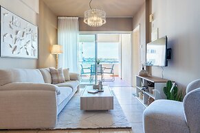 Calina - 3-BR Apt & Pool in Mackenzie