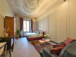 Cinisca Suite Rose in Bologna