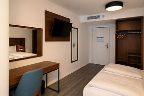 Lillys Hotel München-Unterschleißheim