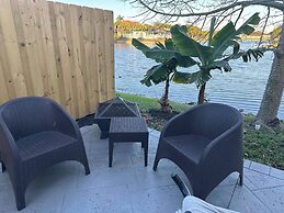 Waterview Villa Sleeps 10 BBQ Kayaks Games