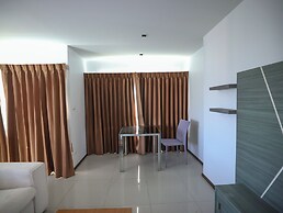 DWIJA HOTEL & SUITE
