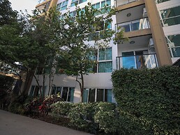 DWIJA HOTEL & SUITE