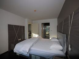 DWIJA HOTEL & SUITE