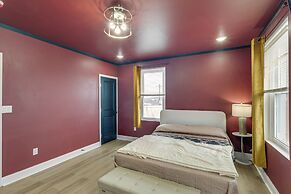 Colorful, Convenient Apt 7 Mi to Lincoln Financial