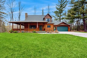Dog-friendly 2BR Cabin w/ Pellet Stove, W & D