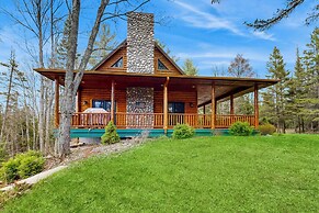 Dog-friendly 2BR Cabin w/ Pellet Stove, W & D