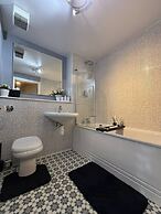 2bed Flat 5 Mins From New Street Free Parking