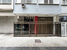 5 Minutes From Copacabana Beach B703