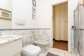 Rental in Rome Borghese Apartment