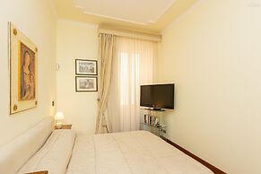 Rental in Rome Borghese Apartment
