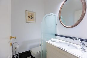 Rental in Rome Borghese Apartment