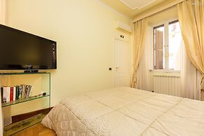 Rental in Rome Borghese Apartment