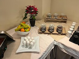 Classic Inn By Radacini
