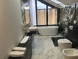 Classic Inn By Radacini