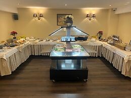 Classic Inn By Radacini