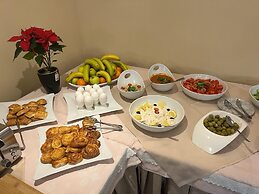 Classic Inn By Radacini