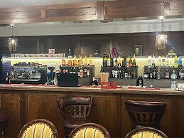 Classic Inn By Radacini