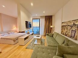 Aurelio Central Residences