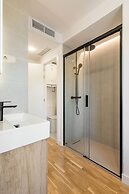 Square Rooms by Charming
