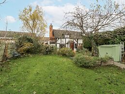 Magpie Cottage