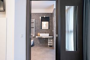 Htm Hybrid Tower Mestre by Halldis
