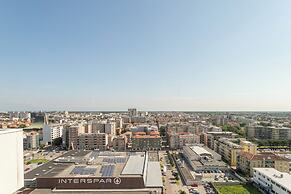 Htm Hybrid Tower Mestre by Halldis