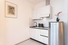 Htm Hybrid Tower Mestre by Halldis