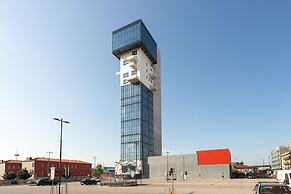 Htm Hybrid Tower Mestre by Halldis
