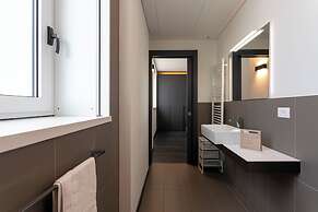 Htm Hybrid Tower Mestre by Halldis