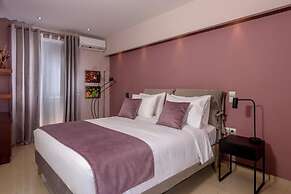 Elea Feel Like Home