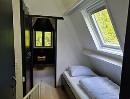 Stylish Chalet Haven Near Durbuy
