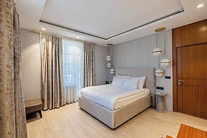 Get Royal Suits Spa