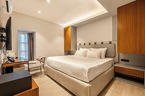 Get Royal Suits Spa
