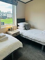 Ashbourne Heights Holiday Park - Holiday Accommodation 18103