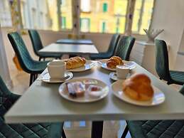 Arco Boutique Rooms