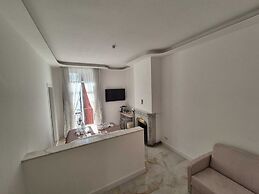 Arco Boutique Rooms