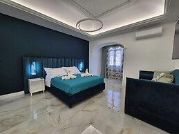 Arco Boutique Rooms