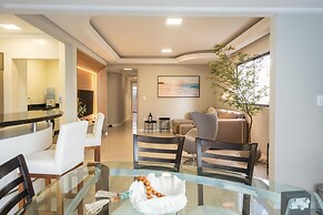 Apt w/ 3 BR & Grill 400m From the Beach Prs0101