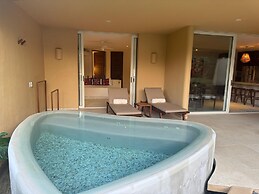 Luxury Oceanfront At Majahua
