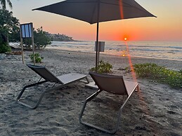 Luxury Oceanfront At Majahua